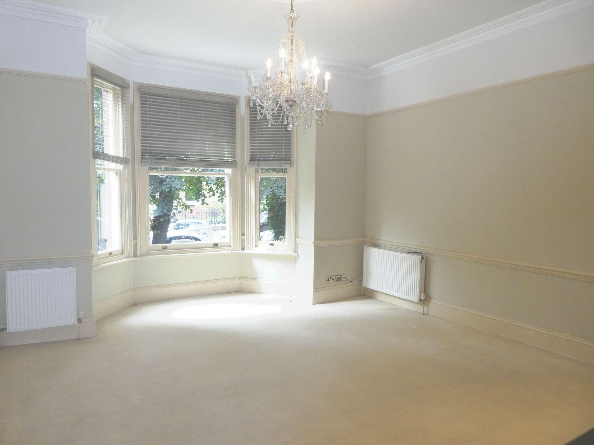 1 Bedroom Apartment to rent in Hampstead, London, NW3