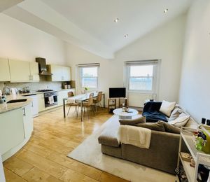 2 Bedroom Flat to rent in Englands Lane, Belsize Park, London, NW3