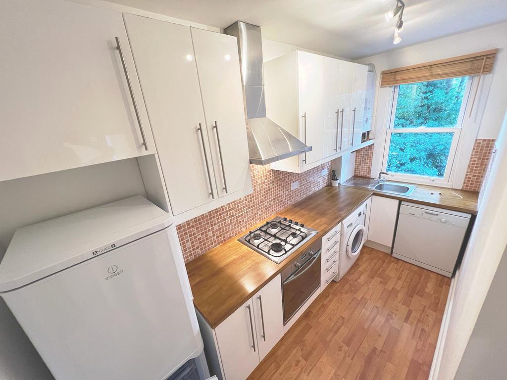 3 Bedroom Apartment to rent in Hampstead, London, NW3