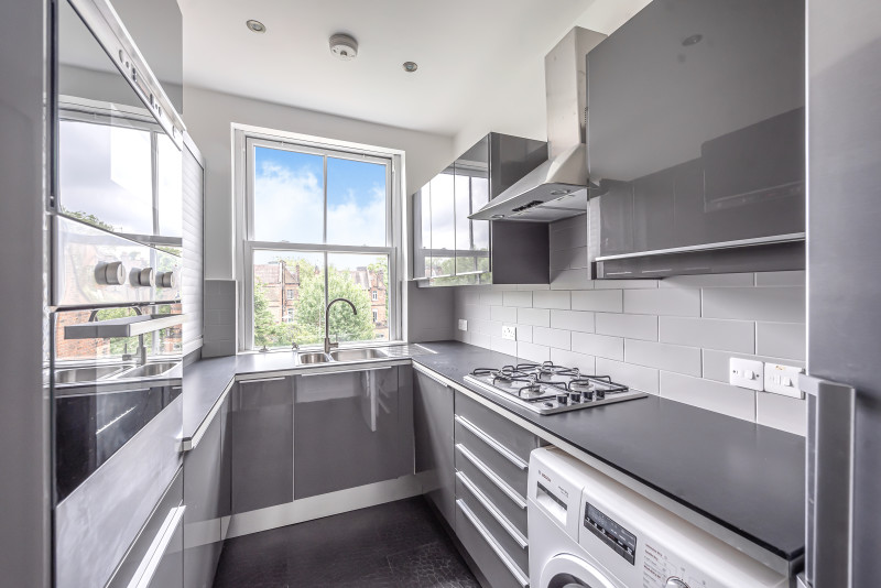 3 Bedroom Maisonette to rent in , London, NW3