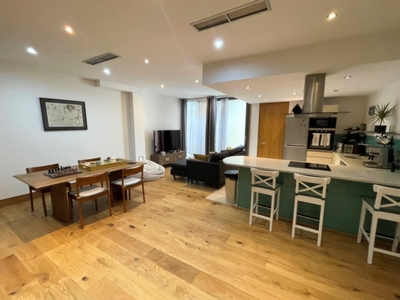 1 Bedroom Flat to rent in Arlington Road, Camden, London, NW1