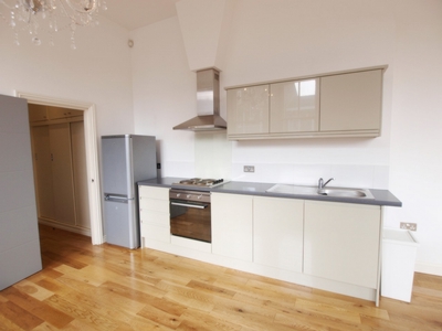 1 Bedroom Flat to rent in Bavaria Road, Archway, London, N19