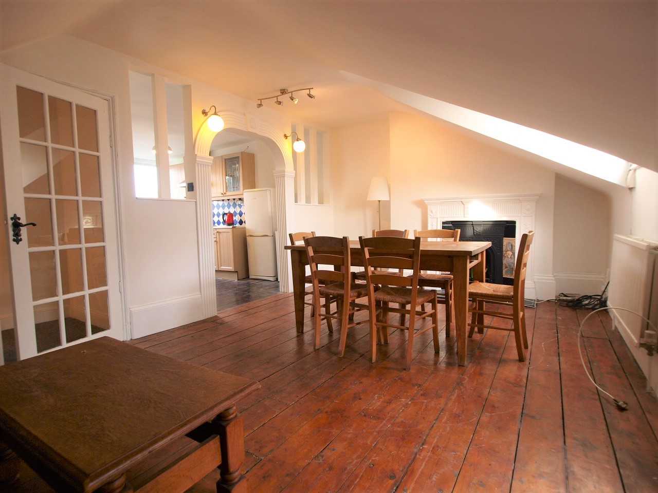2 Bedroom Flat to rent in Islington, London, N7