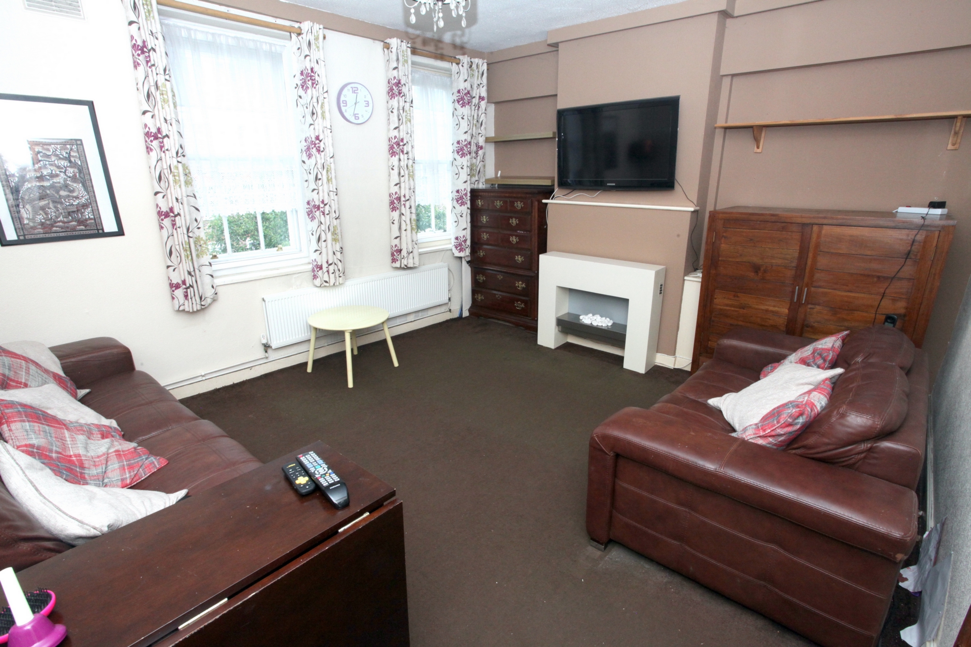 2 Bedroom Flat to rent in Stroud Green, London, N19