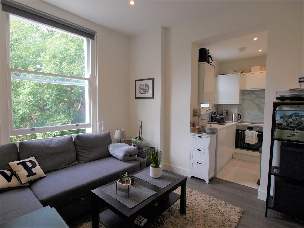 1 Bedroom Flat to rent in Islington, London, N7