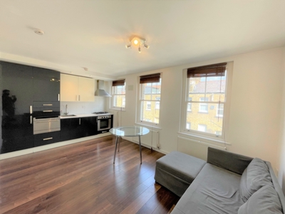 1 Bedroom Flat to rent in Perham Road, West Kensington, London, W14