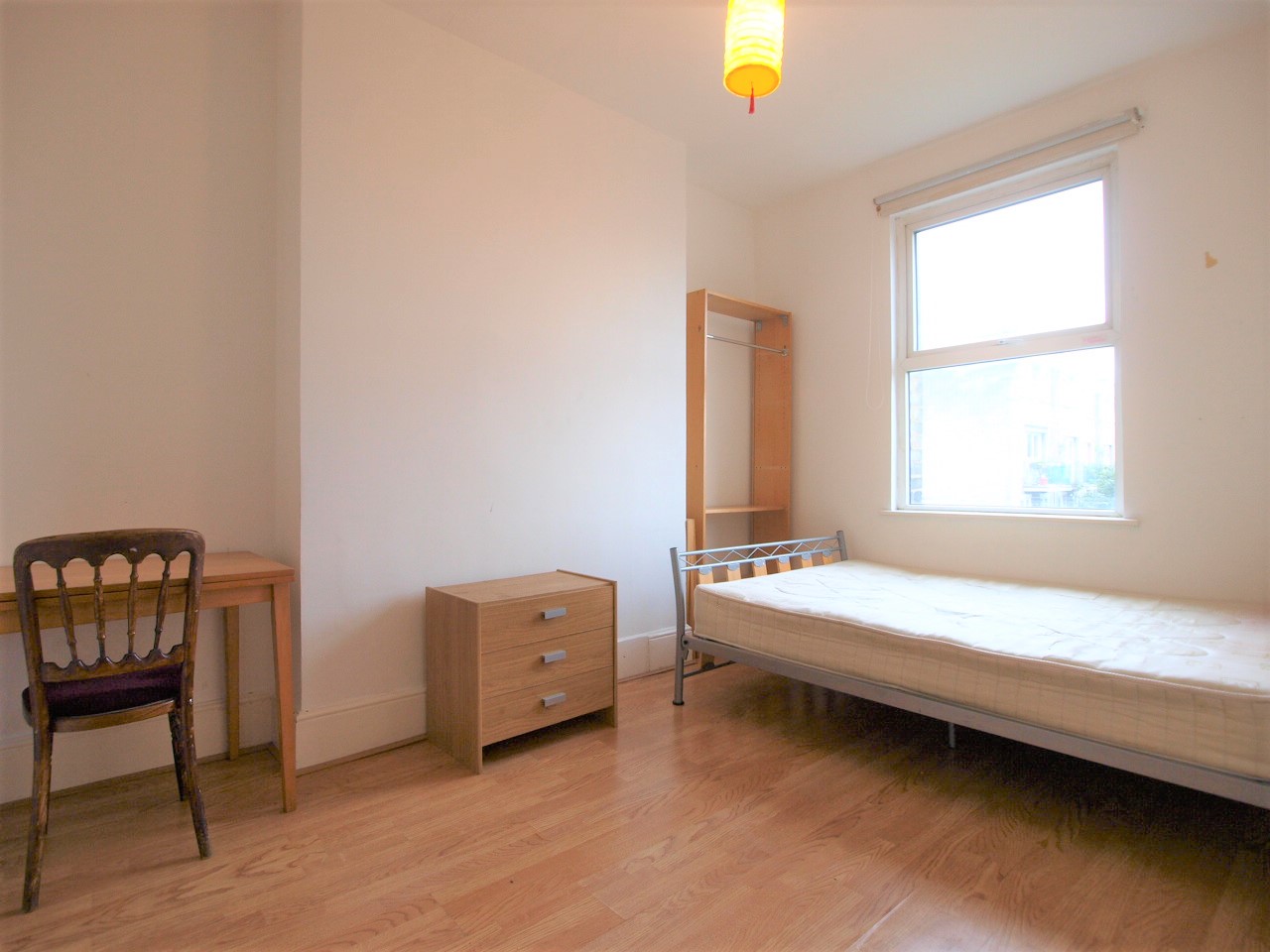 3 Bedroom Flat to rent in Newington Green, London, N16