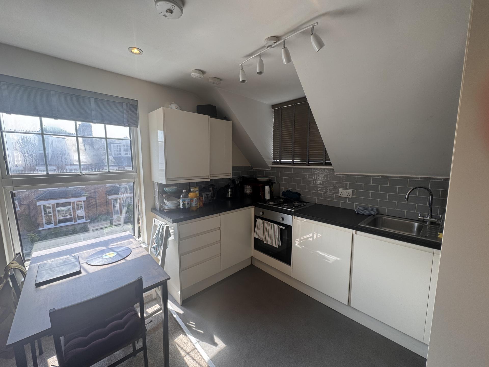 1 Bedroom Flat to rent in Crouch End, London, N8