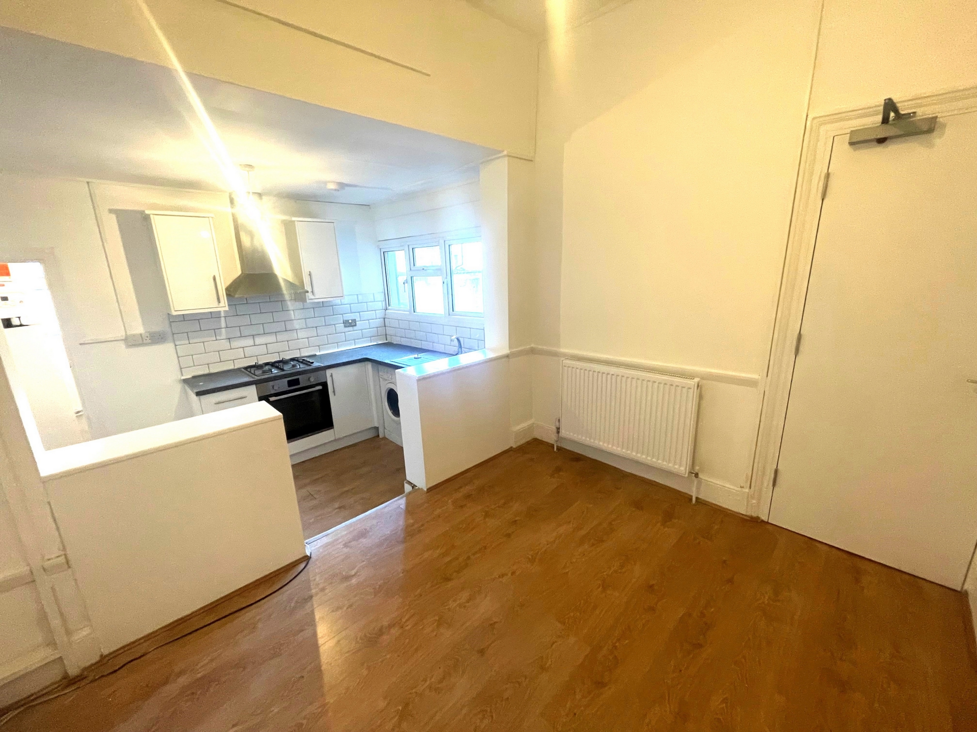 3 Bedroom Flat to rent in Camden, London, NW1