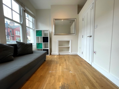 1 Bedroom Flat to rent in Salisbury Road, Green Lanes, London, N4