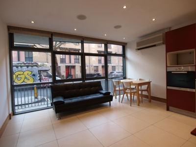2 Bedroom Flat to rent in Arlington Road, Camden, London, NW1