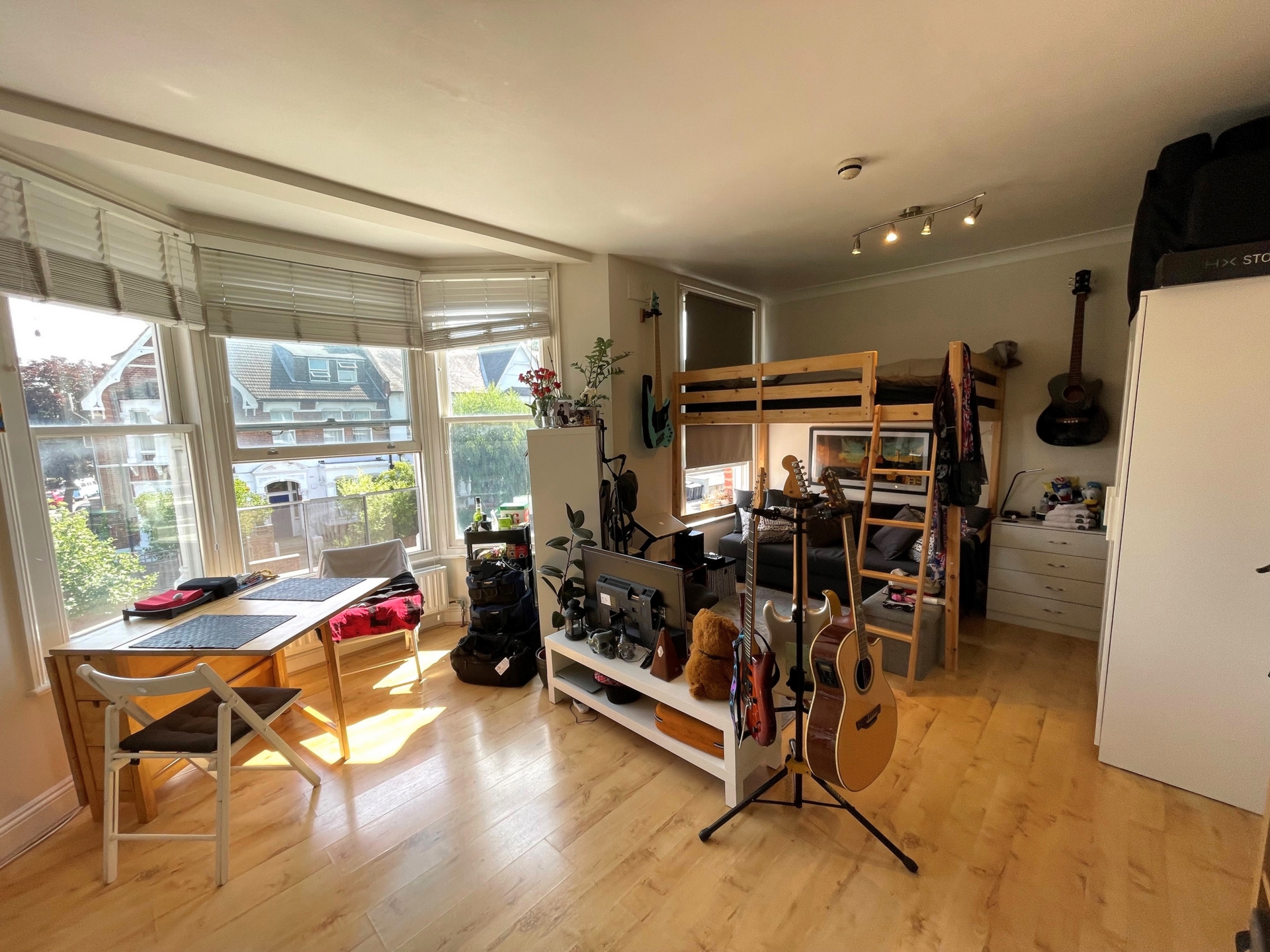 Flat to rent in Crouch End, London, N8
