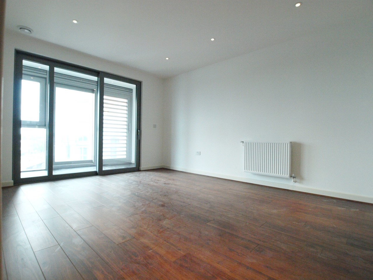 1 Bedroom Flat to rent in Brentford, London, TW8