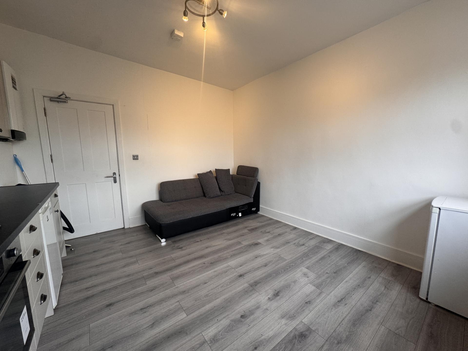 1 Bedroom Flat to rent in Stoke Newington, London, N16