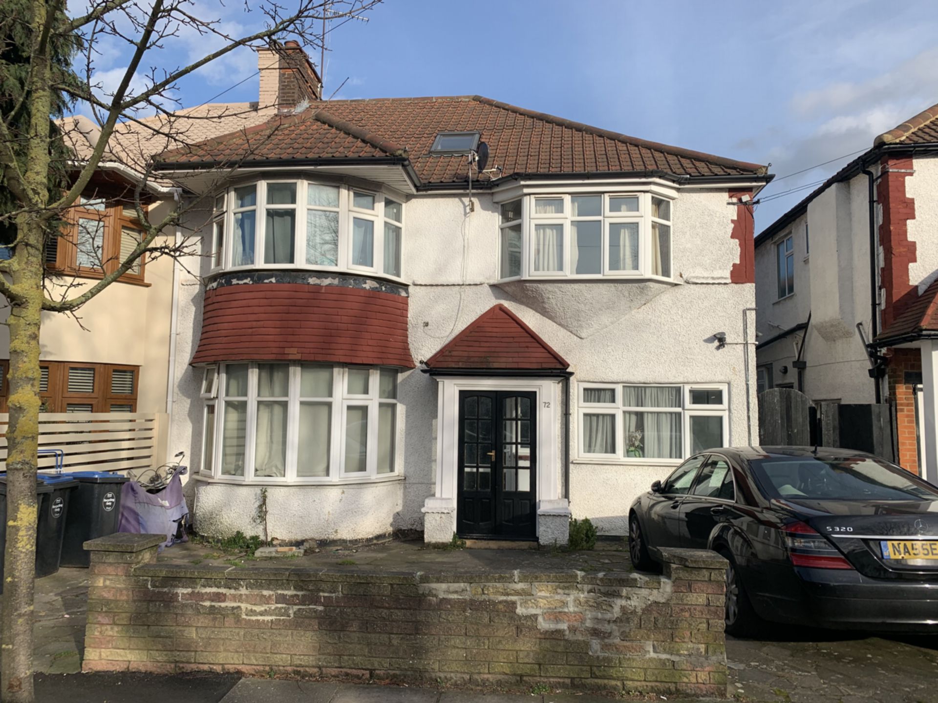 Studio to rent in Willesden Green, London, NW10