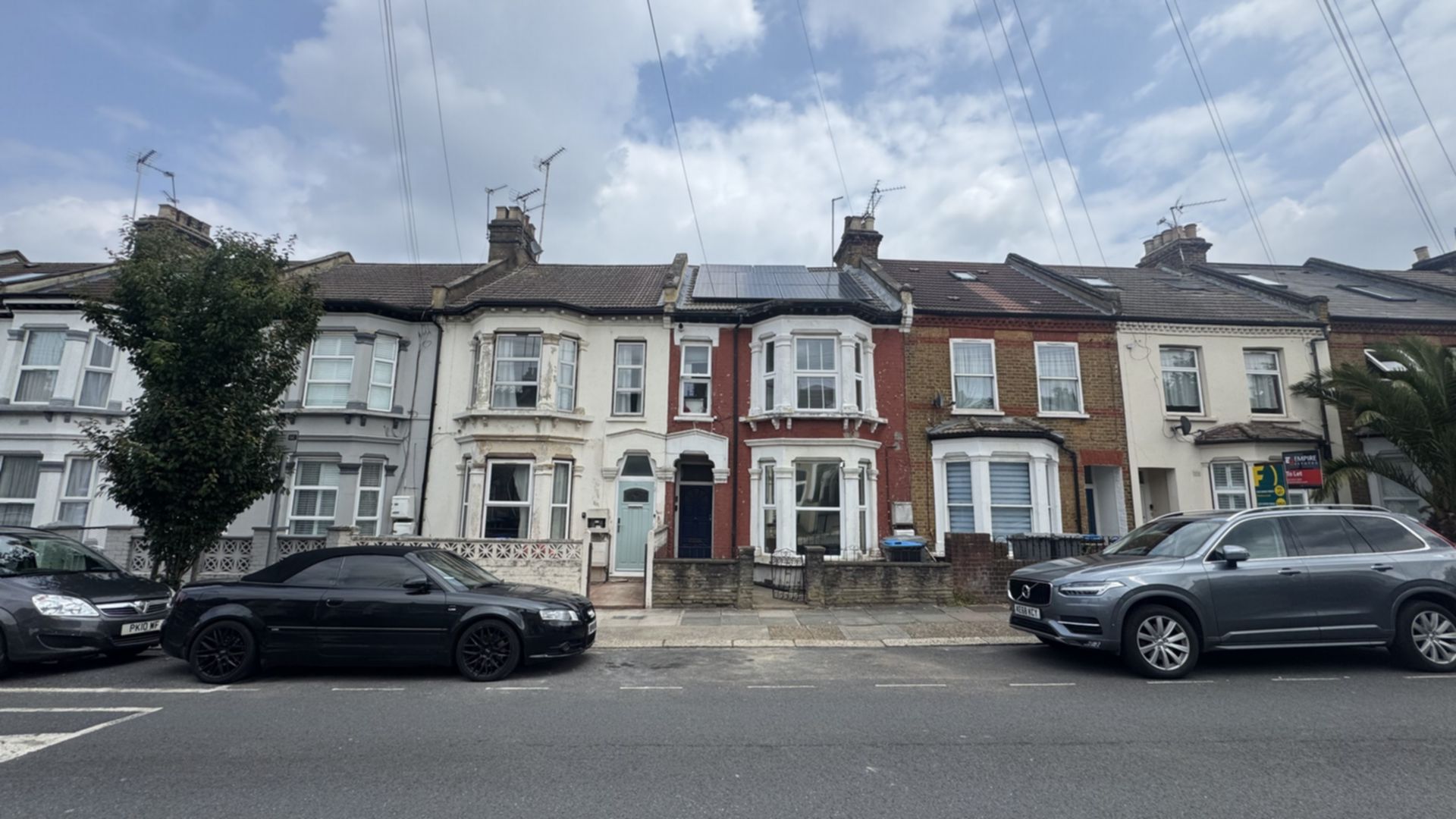 3 Bedroom 3 Bed Flat to rent in Willesden, London, NW2