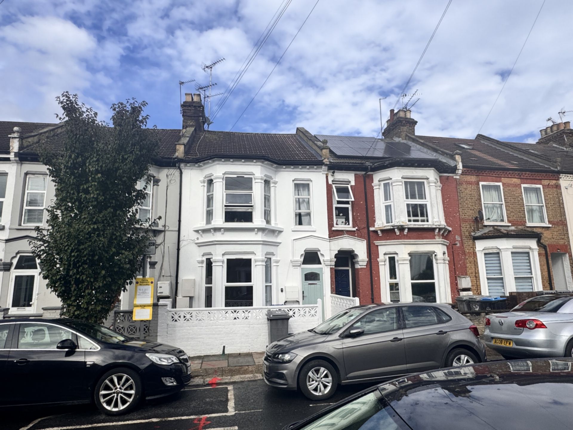 2 Bedroom 2 BED GARDEN FLAT to rent in Willesden, London, NW2