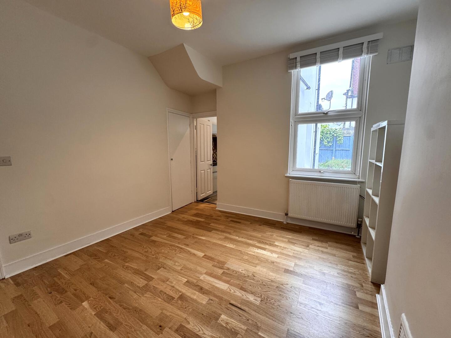 4 Bedroom House to rent in Seven Sister, London, N15