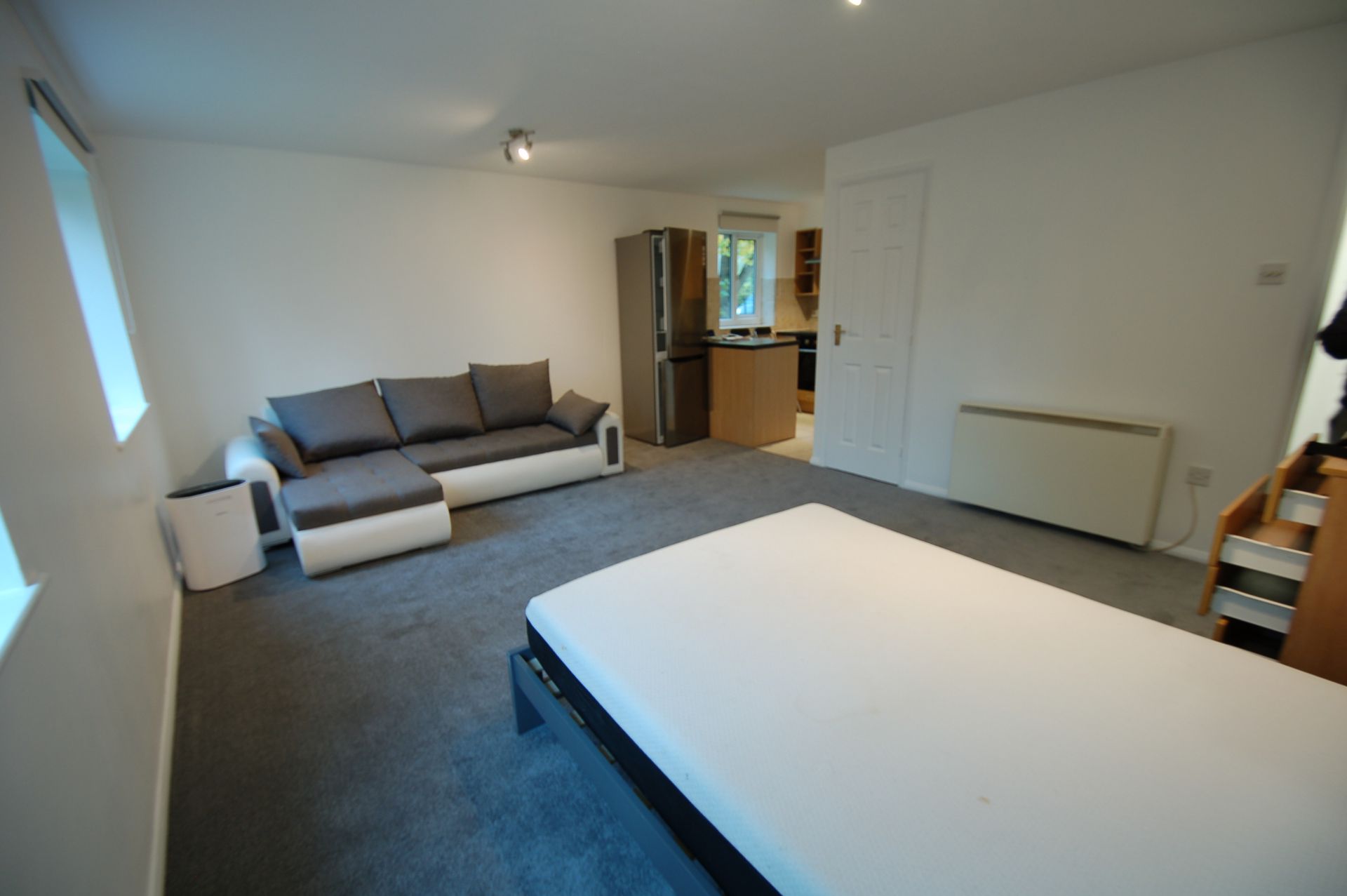 Studio to rent in Colindale, London, NW9
