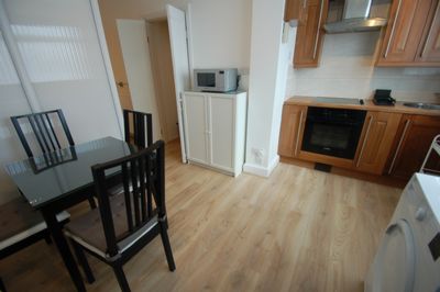 1 Bedroom Studio to rent in Foscote Road, Hendon, London, NW4