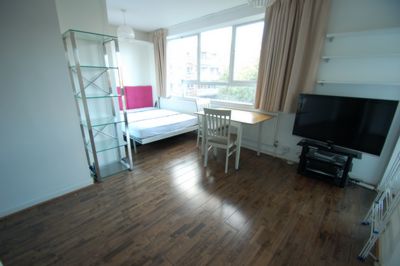 1 Bedroom Flat to rent in Station Road, Hendon, London, NW4