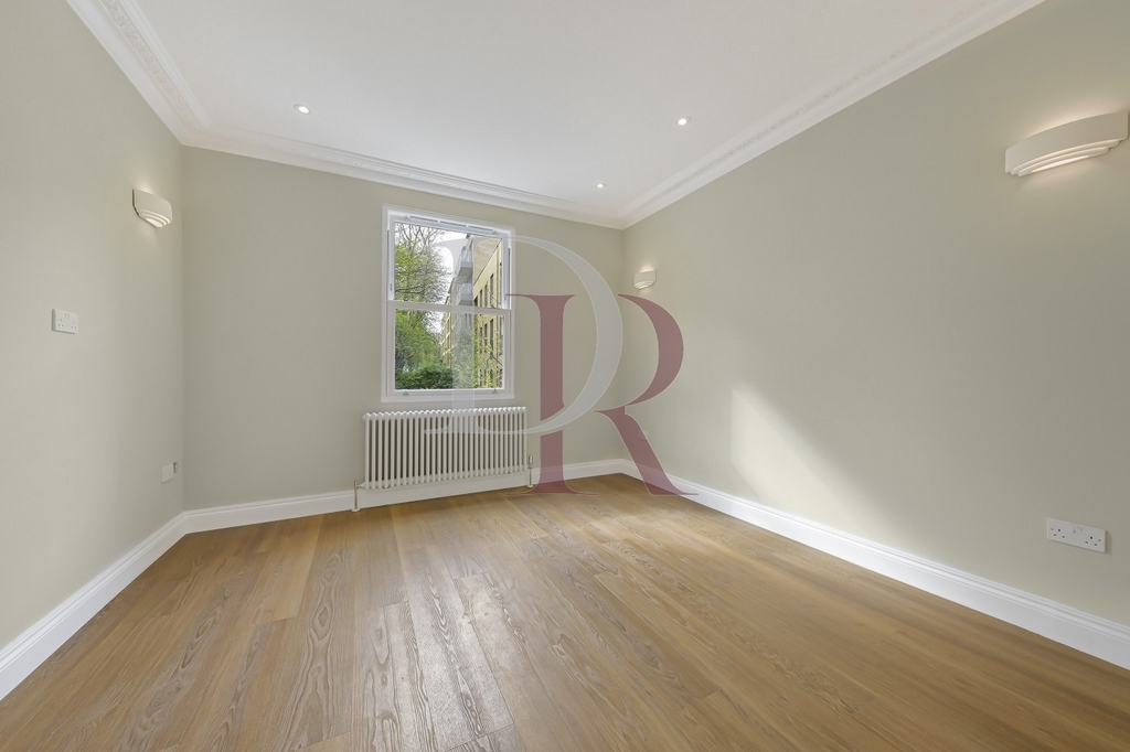 3 Bedroom Maisonette to rent in Kings Cross, London, N1