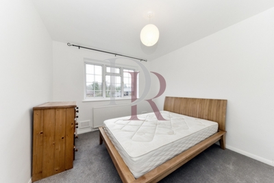 1 Bedroom Flat to rent in Torrington Park, Finchley, London, N12