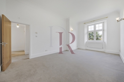 2 Bedroom Apartment to rent in Rosebery Avenue, Clerkenwell, London, EC1R