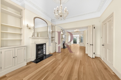 5 Bedroom Semi Detached to rent in Rodenhurst Road, Clapham South, London, SW4