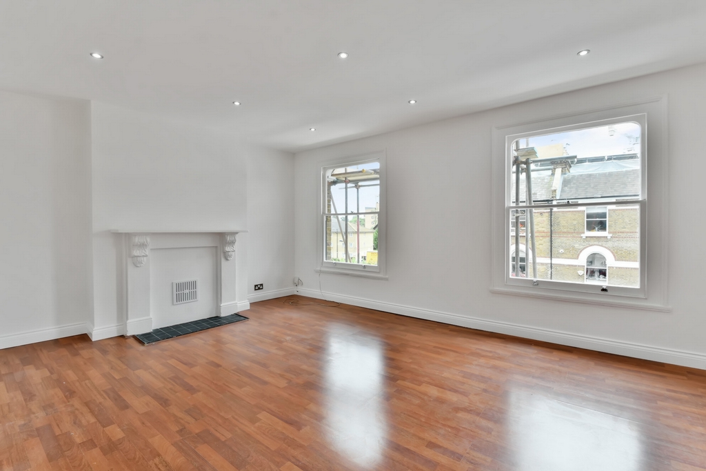 2 Bedroom Flat to rent in Finsbury Park, London, N4