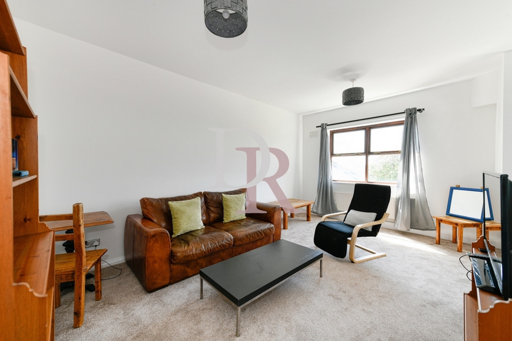 1 Bedroom Apartment to rent in Harringay, London, N4