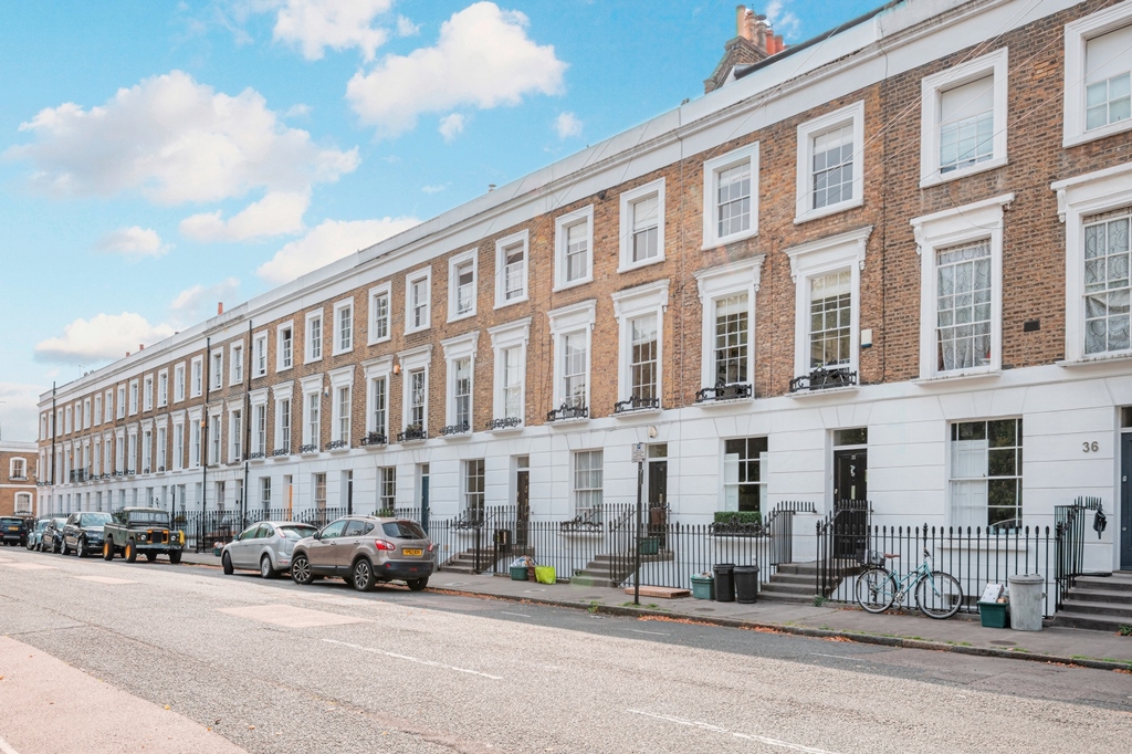 2 Bedroom Maisonette to rent in Islington, London, N1