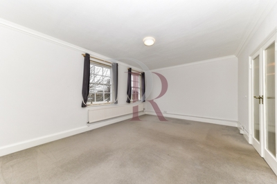 2 Bedroom Apartment to rent in Compton Road, Highbury & Islington, London, N1