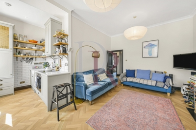 2 Bedroom Apartment to rent in Goldhurst Terrace, South Hampstead, London, NW6