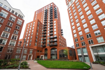 1 Bedroom Apartment to rent in Nine Elms, Vauxhall, London, SW8