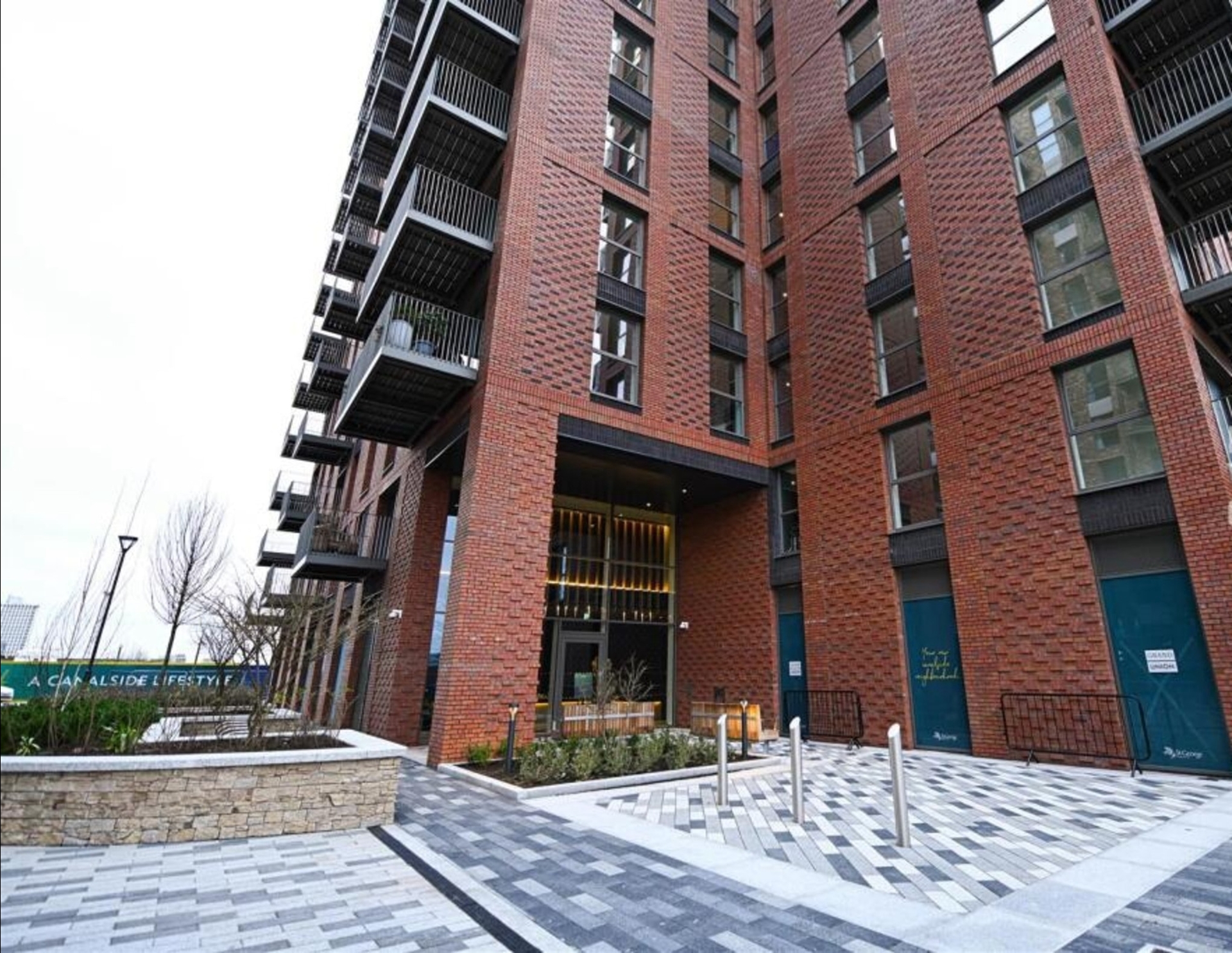 1 Bedroom Apartment to rent in Quay Walk, Wembley, London, HA0