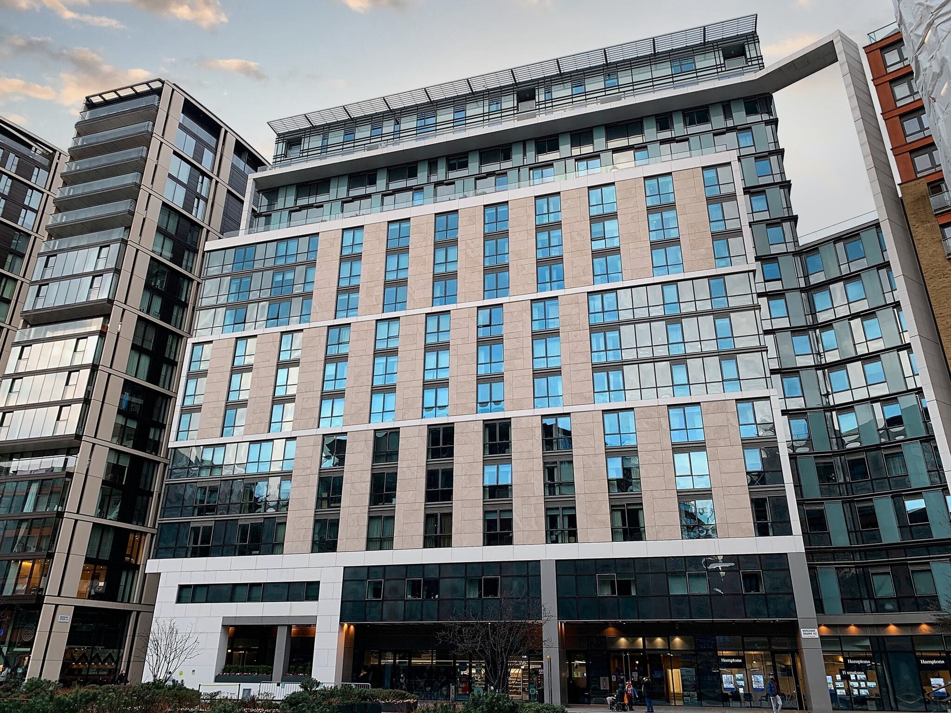 3 Bedroom Apartment to rent in Merchant Square, Westminster, London, W2