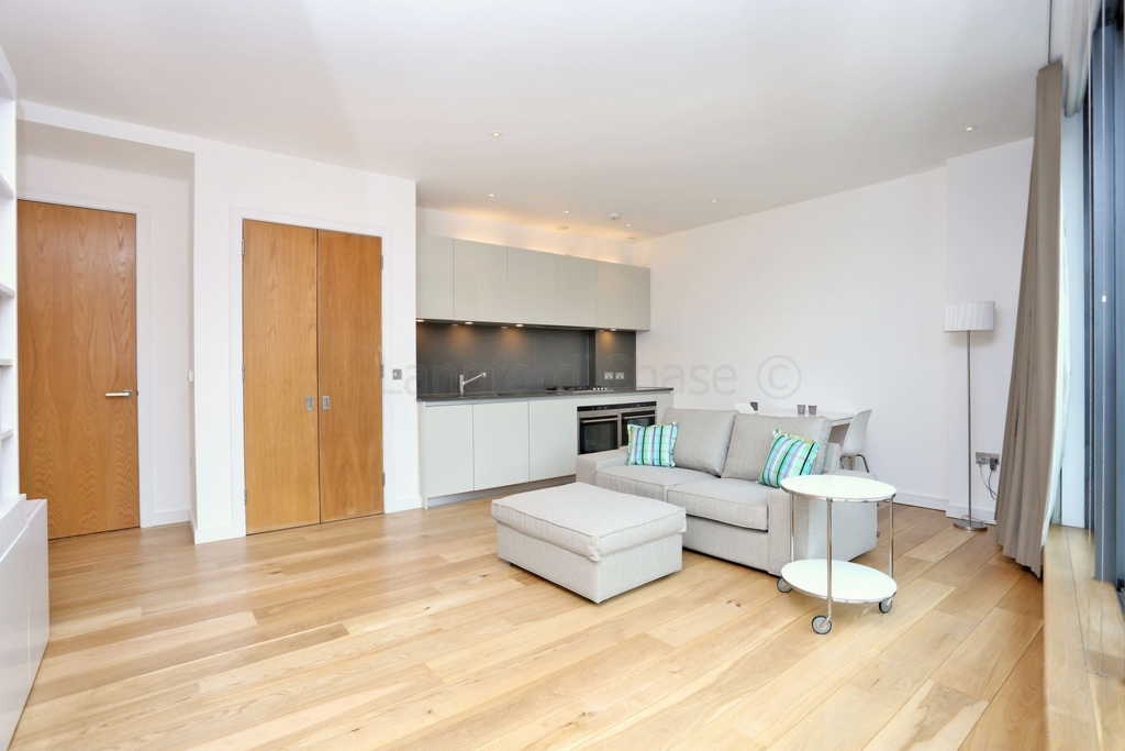 Studio to rent in , London, SE1