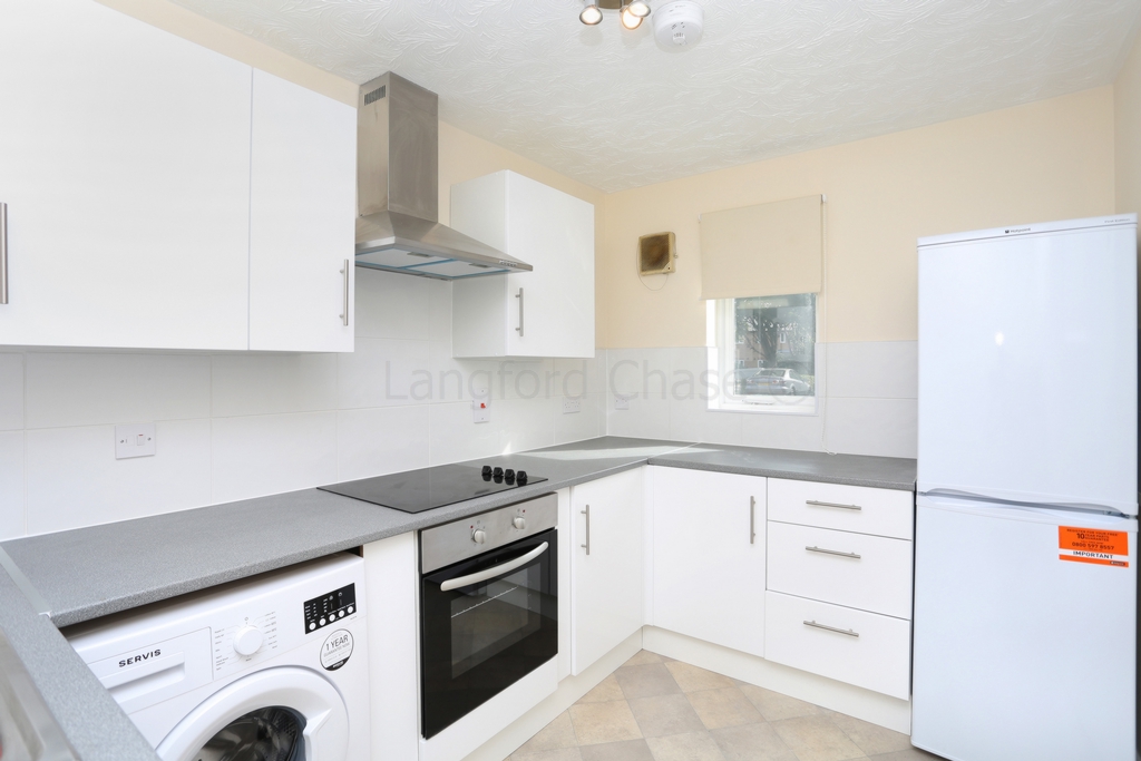 2 Bedroom Flat to rent in Beckton, London, E6