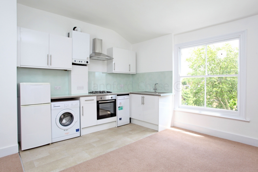 1 Bedroom Flat to rent in Finsbury Park, London, N4