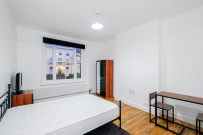 6 Bedroom Room To Let to rent in North Hill, Highgate, London, N6