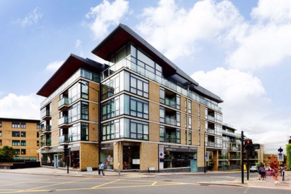 2 Bedroom Apartment to rent in Lymington Road, West Hampstead, London, NW6