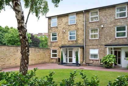 5 Bedroom House to rent in St John's Wood Park, St John's Wood, London, NW8