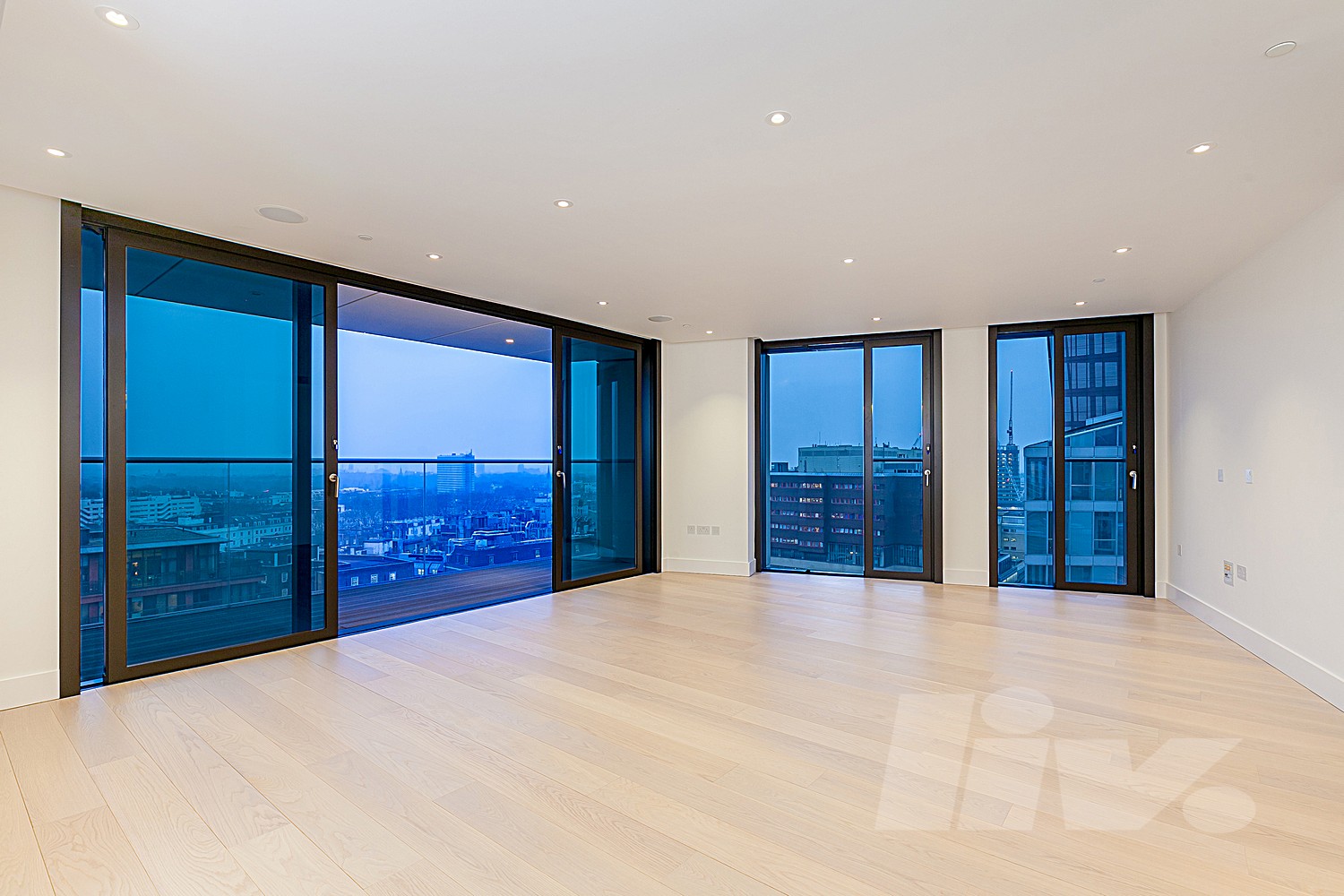 2 Bedroom Apartment to rent in Paddington, London, W2