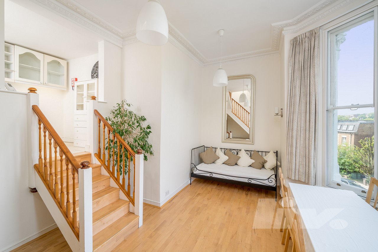 2 Bedroom Apartment to rent in Hampstead, London, NW3