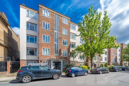 3 Bedroom Apartment to rent in Eamont Street, St John's Wood, London, NW8