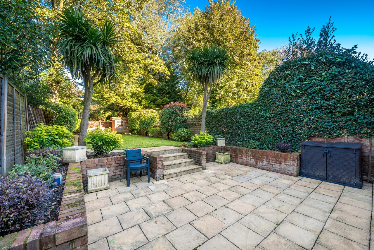 3 Bedroom Apartment to rent in Hampstead, London, NW3