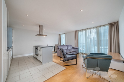 2 Bedroom Apartment to rent in Winchester Road, Swiss Cottage, London, NW3
