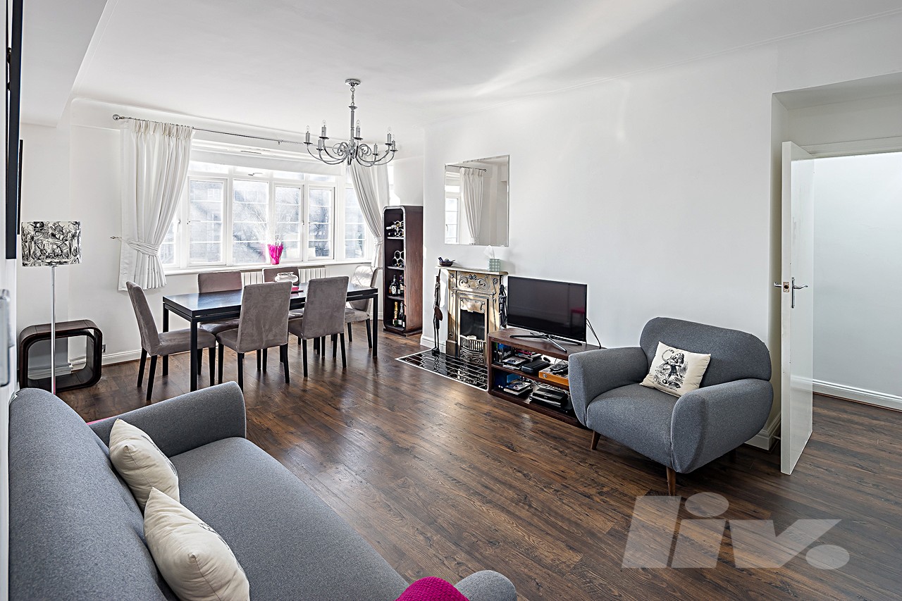 3 Bedroom Apartment to rent in Swiss Cottage, London, NW3