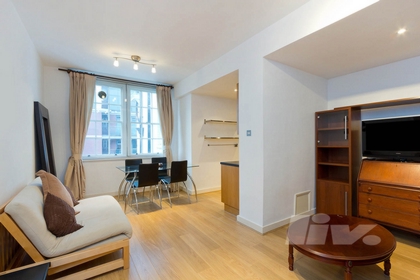 1 Bedroom Apartment to rent in Park Road, Regents Park, London, NW1
